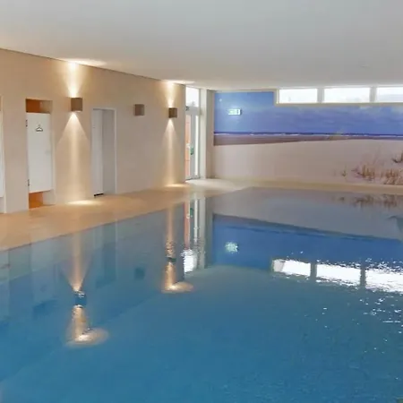 Strandnahes Mit Hauseigenem Pool & Sauna