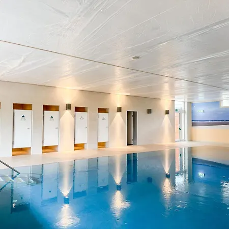 Strandnahes Mit Hauseigenem Pool & Sauna Apartamento *